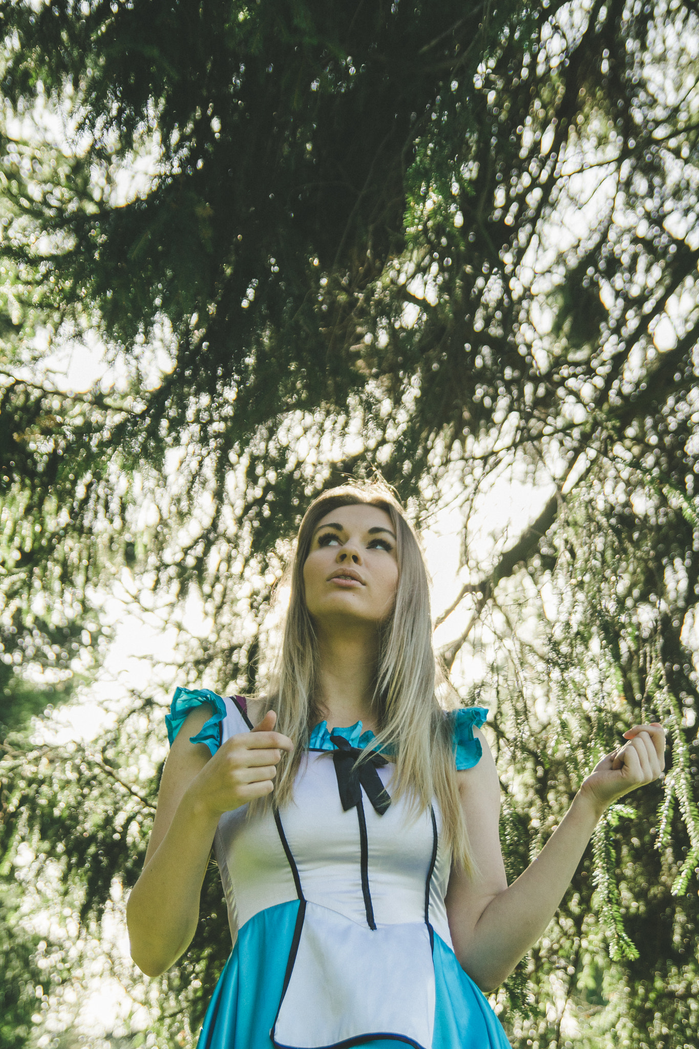 Tamron SP AF 17-50mm F2.8 XR Di II LD Aspherical (IF) sample photo. Adelaida in wonderland photography