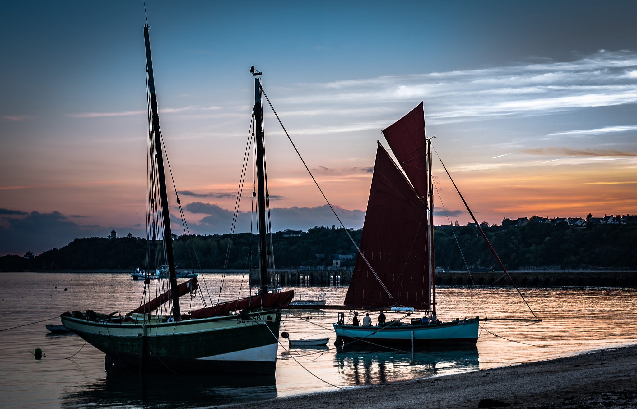 Nikon D750 + Sigma 50mm F2.8 EX DG Macro sample photo. Boats in sunset photography