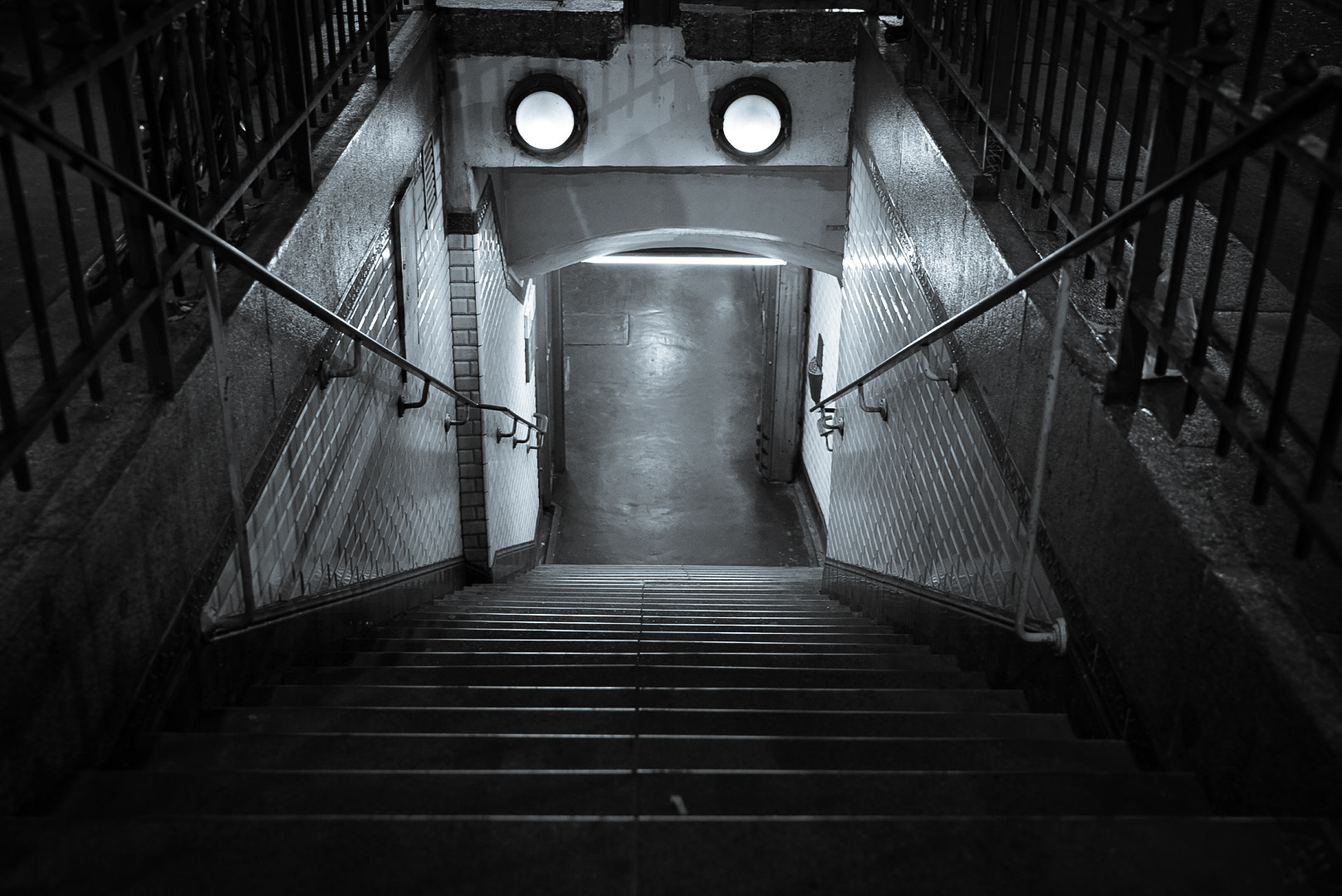 DT 24-70mm F2.8 SAM sample photo. Sous terre photography