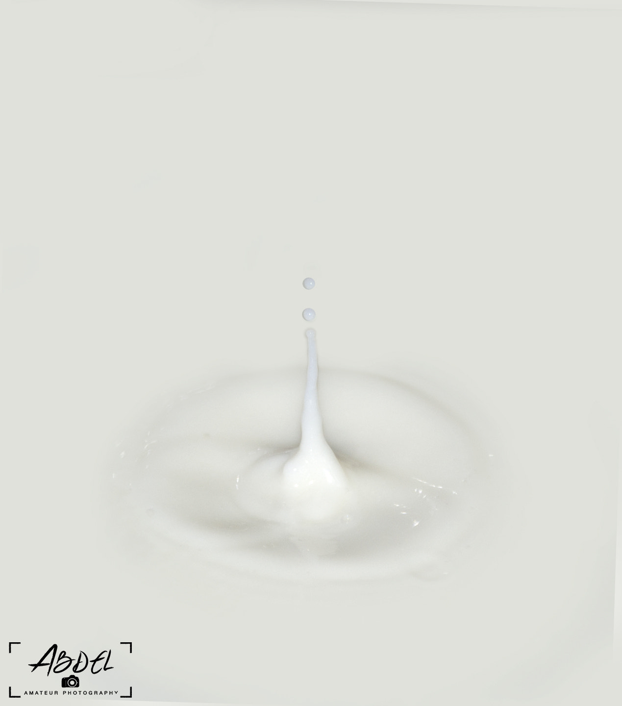 Nikon D50 sample photo. A drop of milk photography