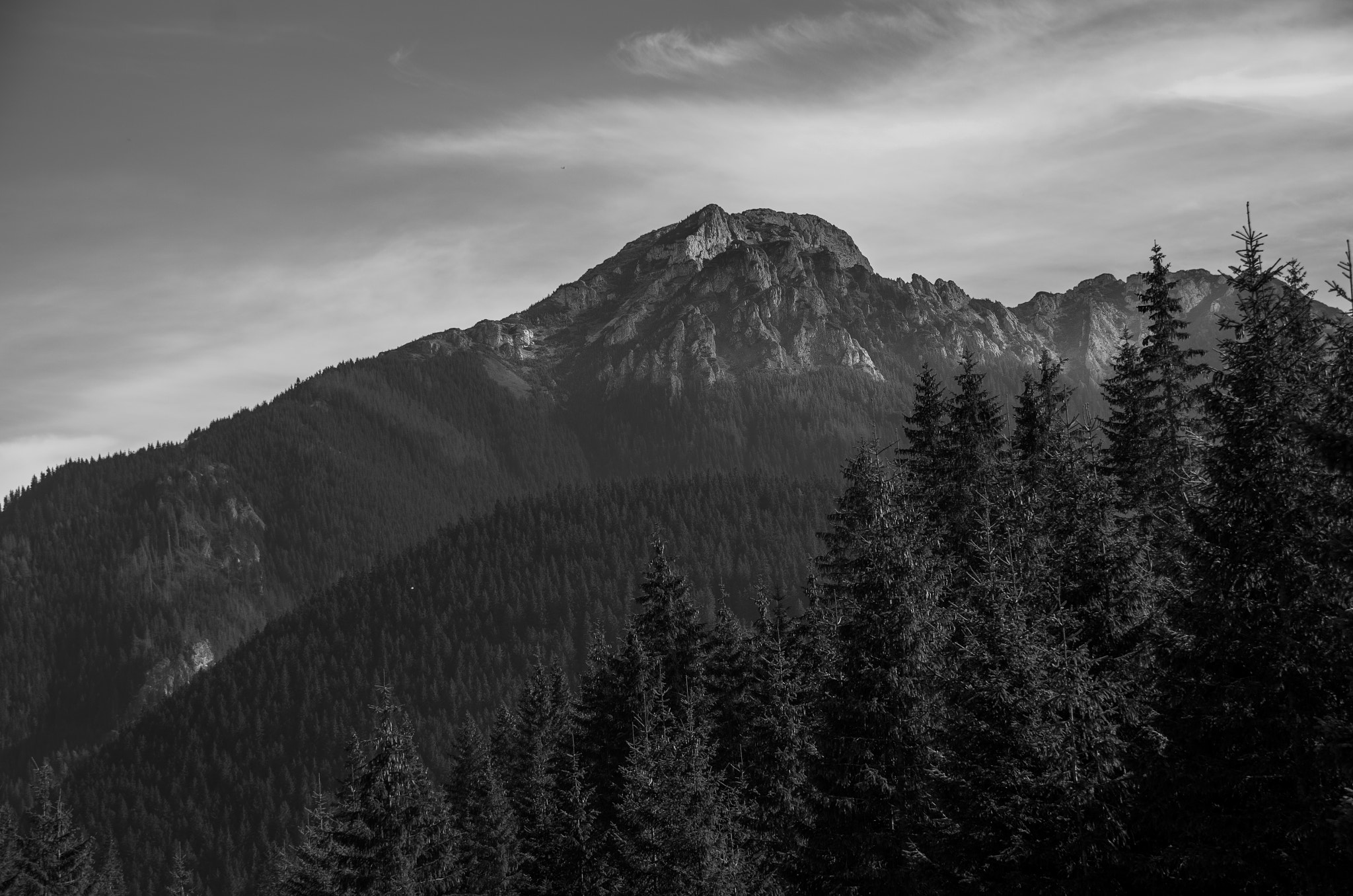 Sigma 17-50mm F2.8 EX DC HSM sample photo. Mountain peak photography