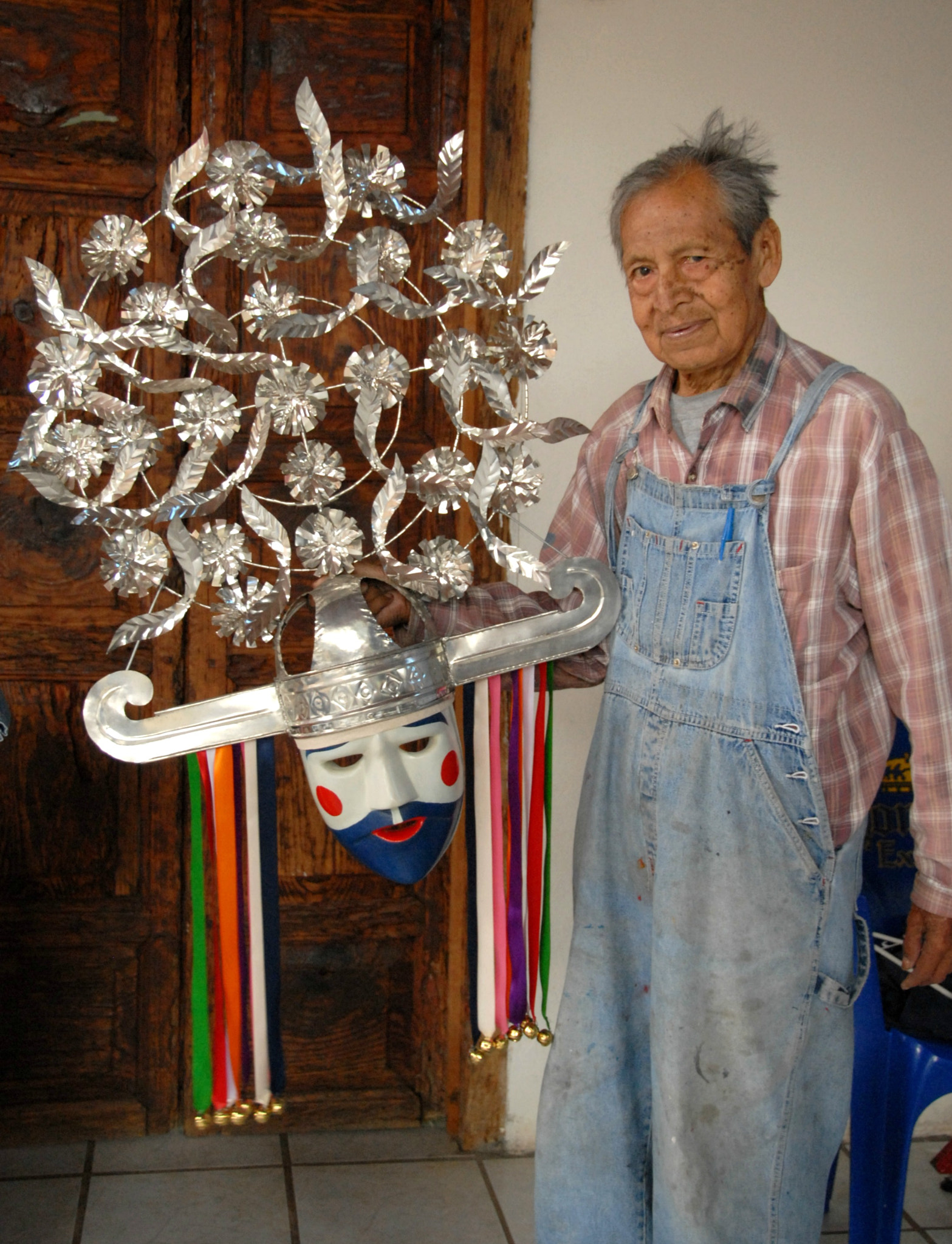 Nikon D200 sample photo. Mask maker victoriano salgado mexico photography
