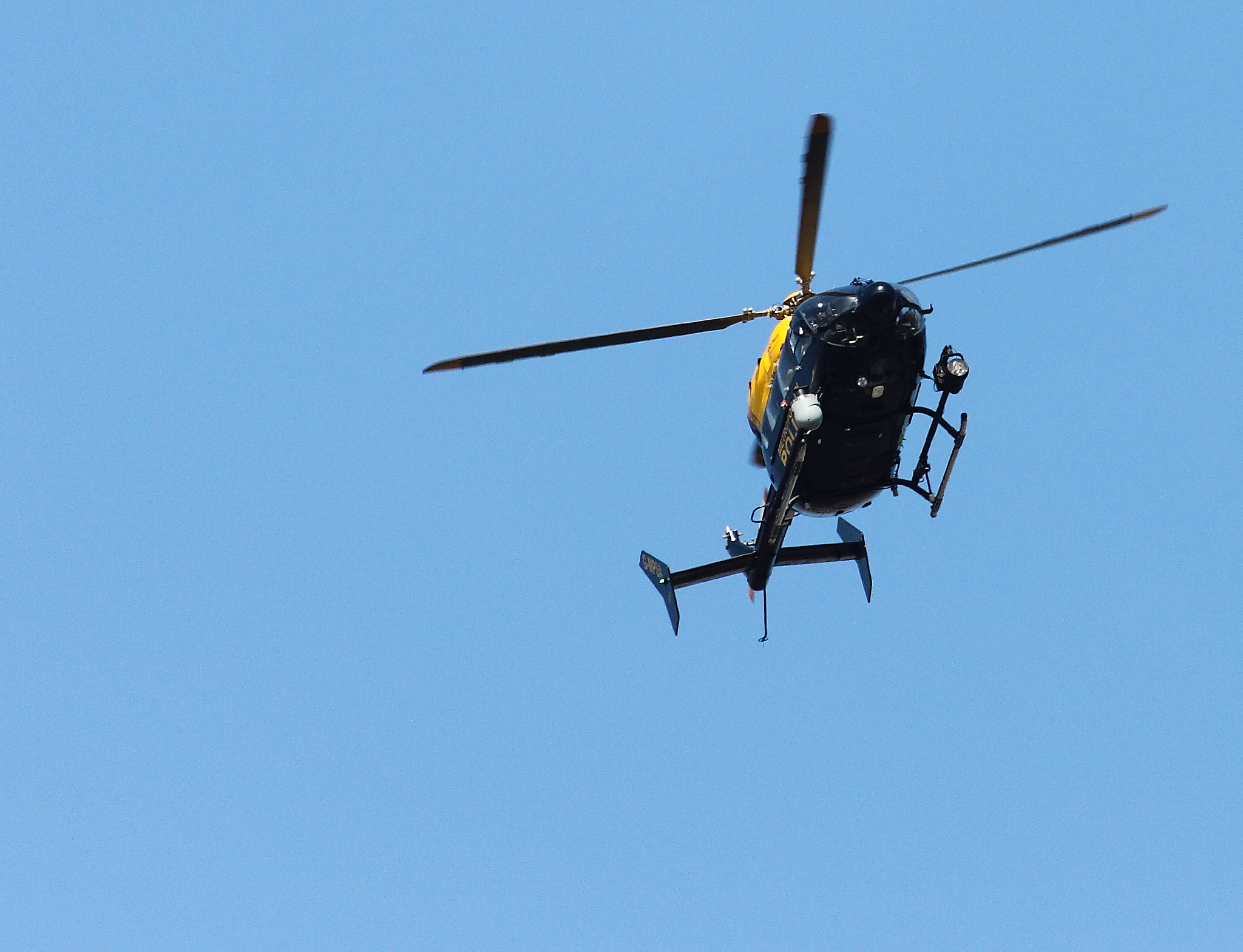 Canon EF-S 55-250mm F4-5.6 IS STM sample photo. How to avoid traffic photography