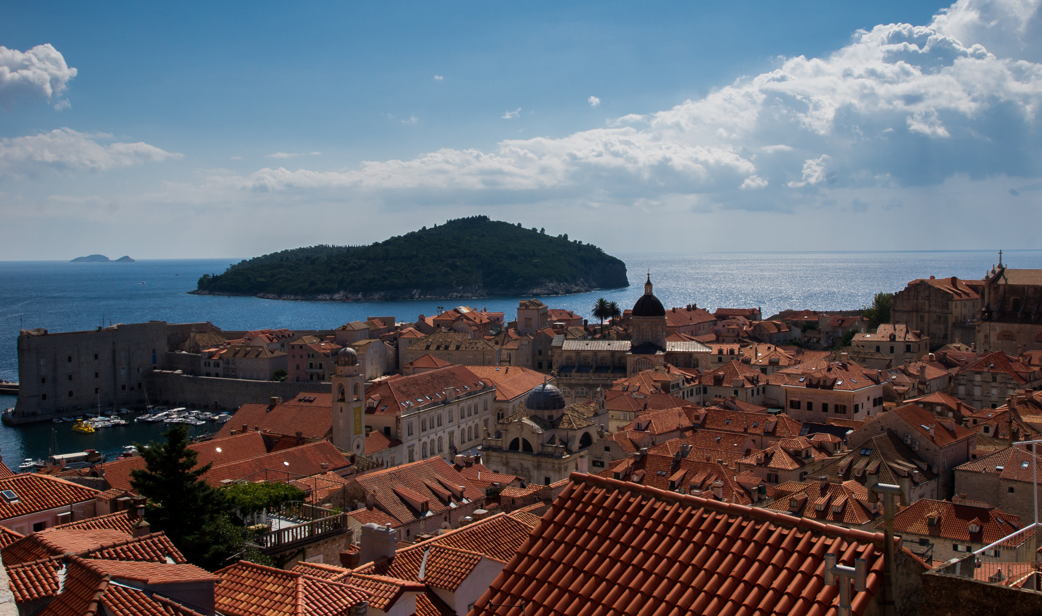 Sony Alpha DSLR-A450 sample photo. Dubrovnik roof ii photography