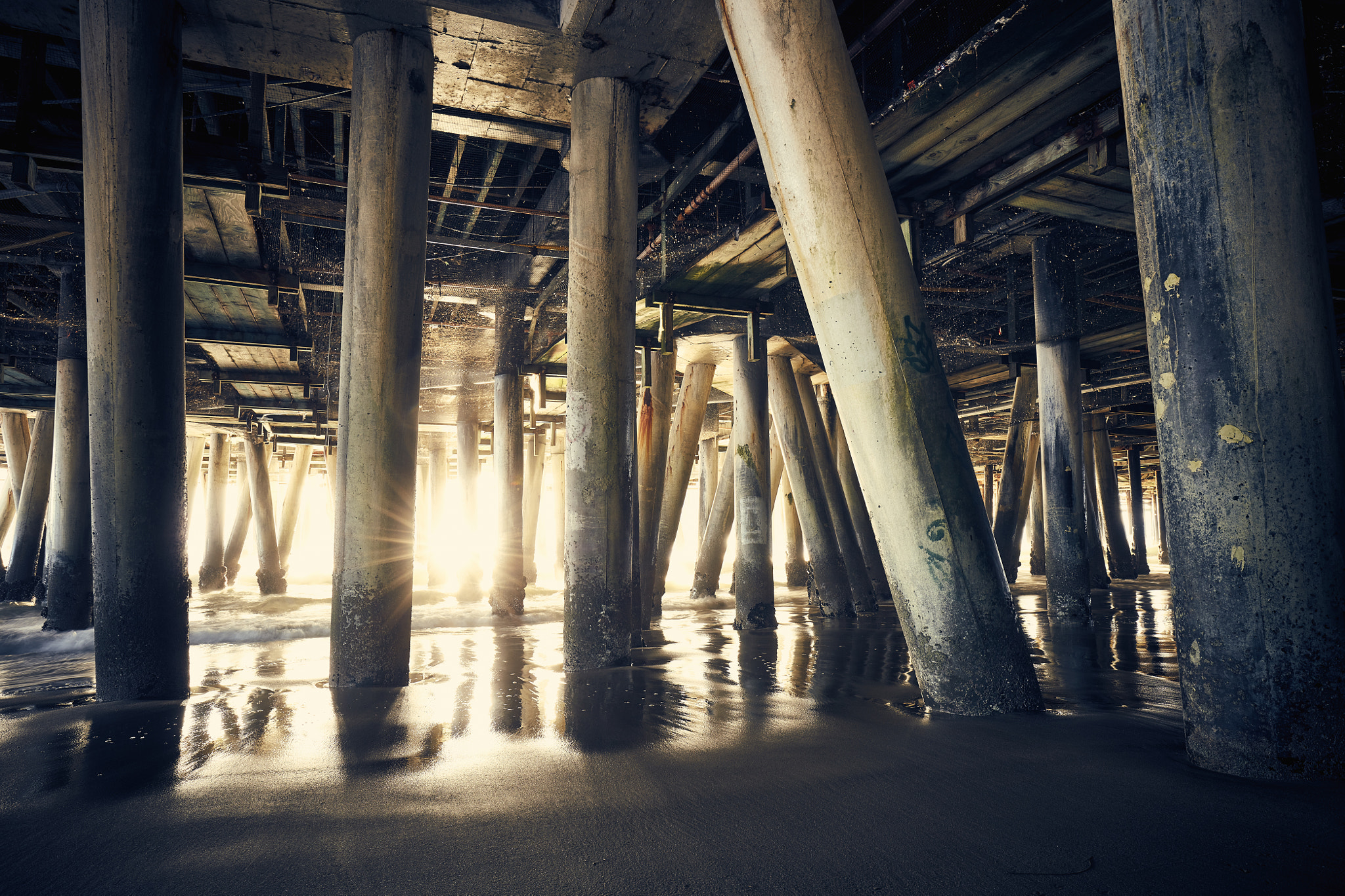 Canon EOS 5DS sample photo. Underneath the pier photography