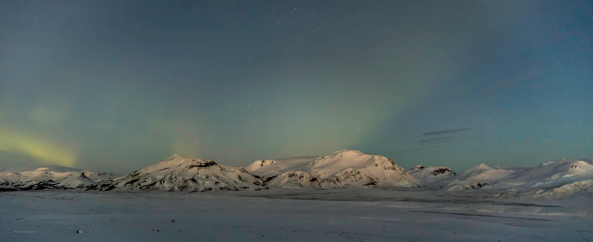 Canon EOS 6D sample photo. Northern lights over glacier photography