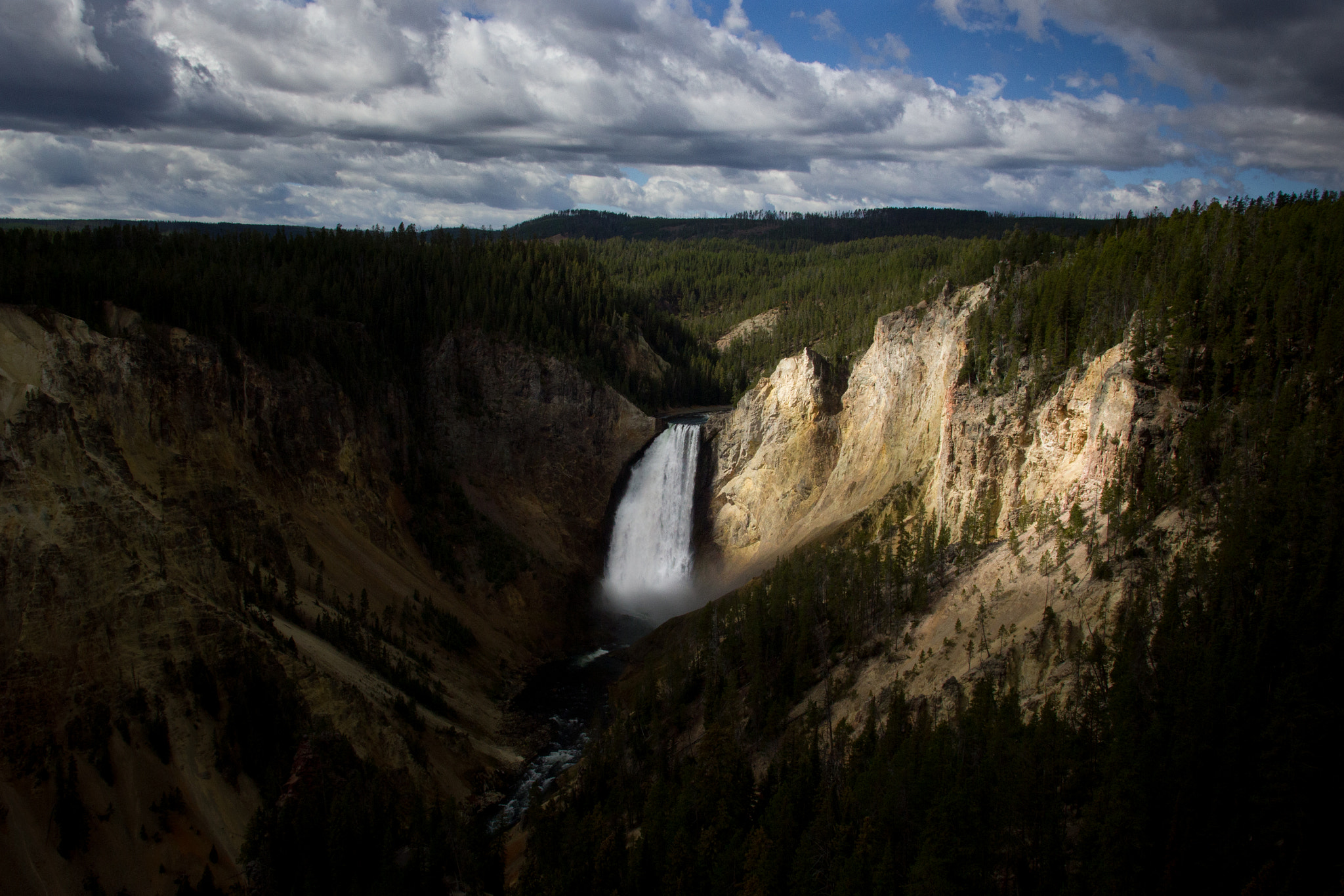 Canon EOS 550D (EOS Rebel T2i / EOS Kiss X4) sample photo. Lower falls photography