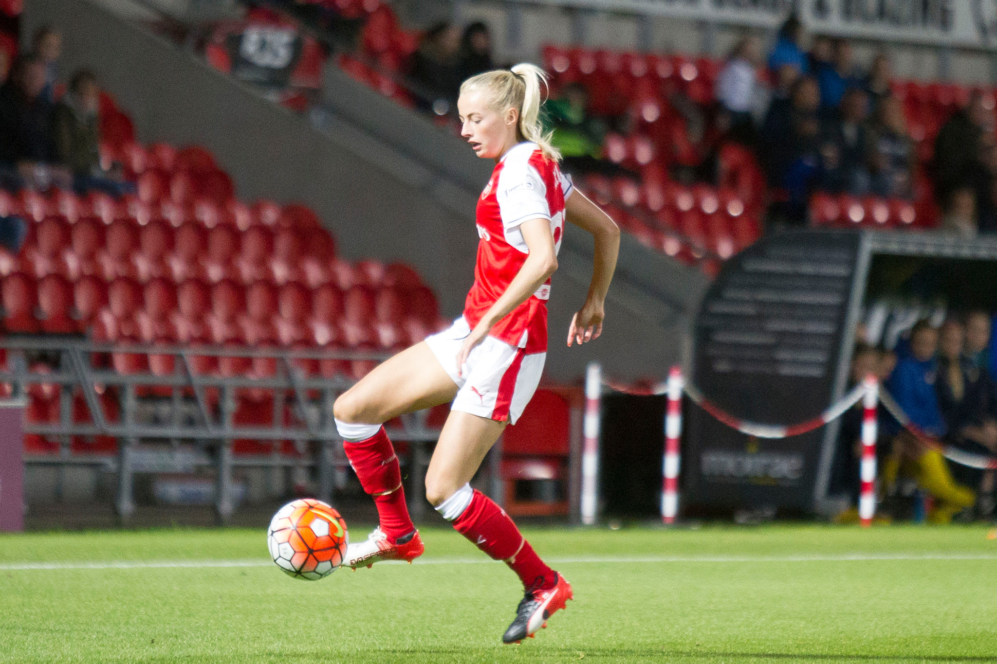 Canon EOS-1D Mark IV + Canon EF 70-200mm F2.8L IS USM sample photo. Doncaster rovers belles vs arsenal ladies, fa women's super league fa wsl1, football, the... photography