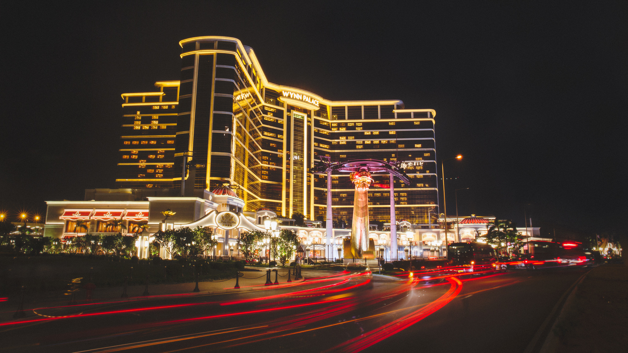 Canon EF 24-70mm F4L IS USM sample photo. Wynn palace photography