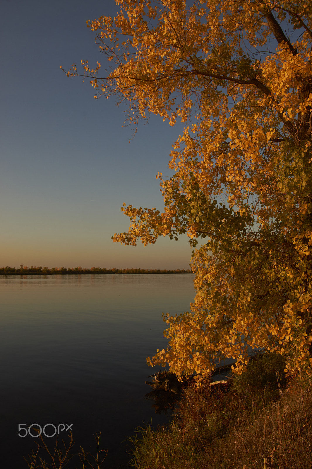 Sony SLT-A65 (SLT-A65V) + DT 18-270mm F3.5-6.3 SSM sample photo. Saint lawrence river photography