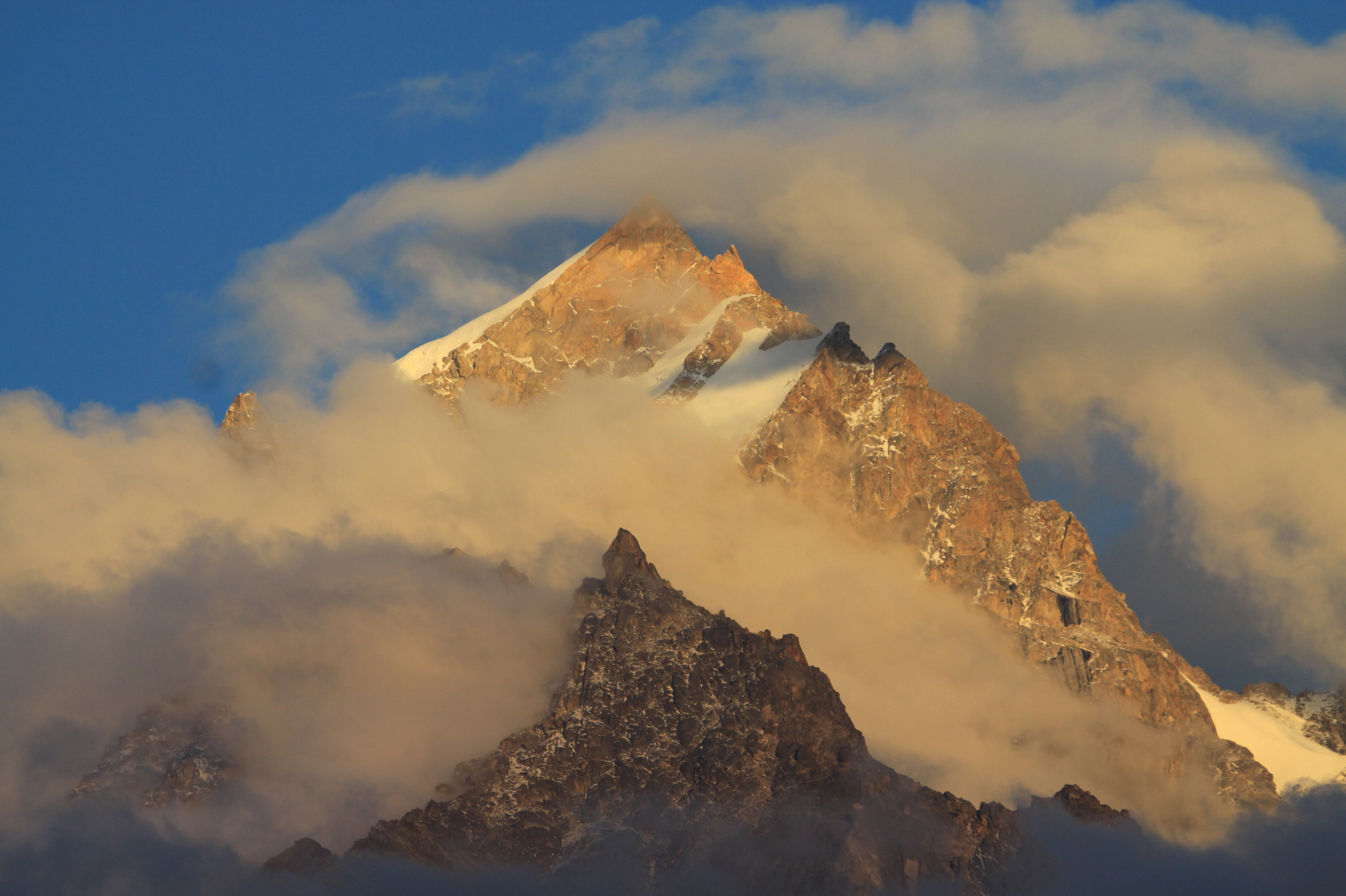 Canon EF 100-400mm F4.5-5.6L IS USM sample photo. Kinner kailash range, kalpa photography