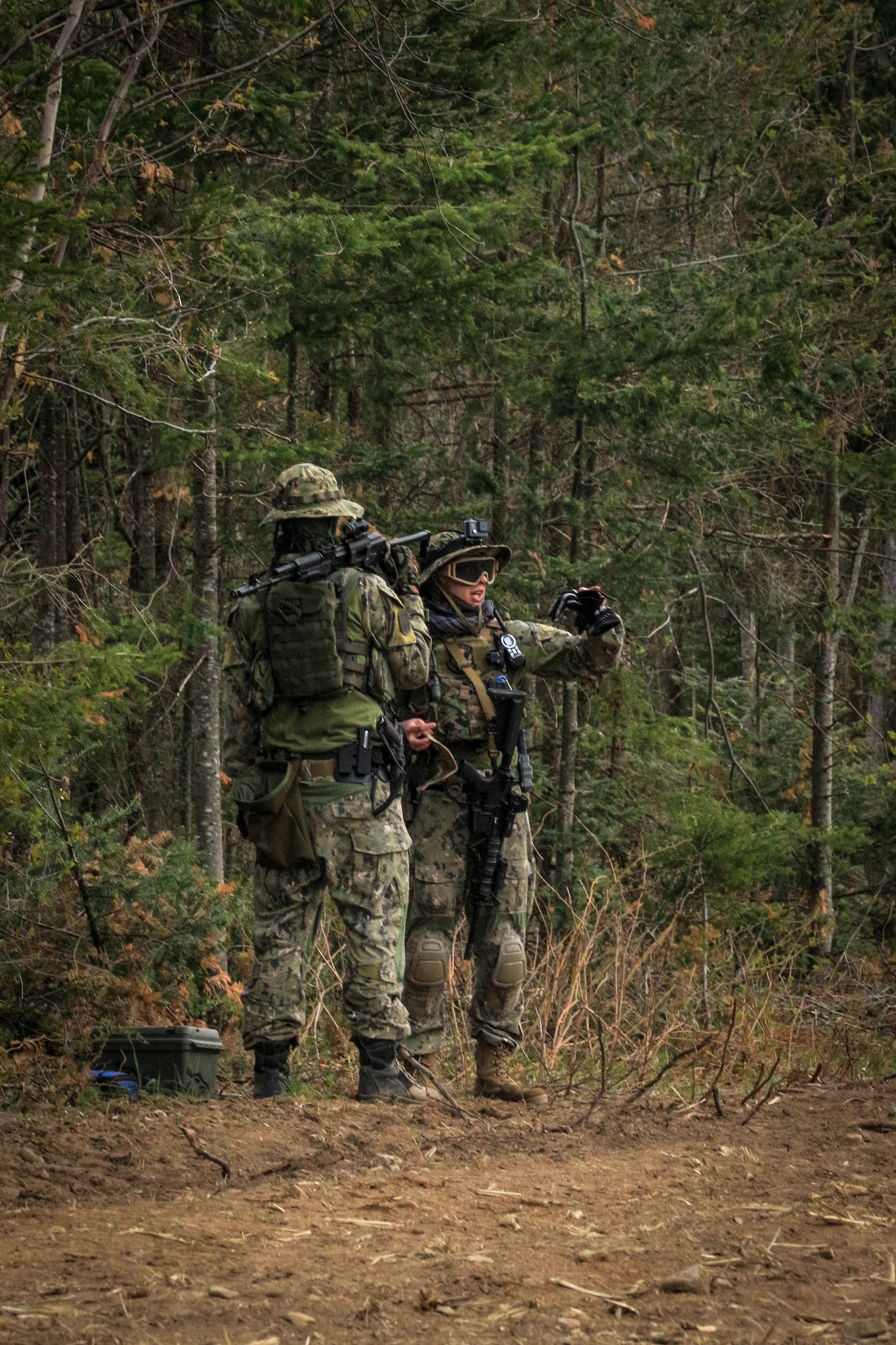 Canon EF 70-300mm F4-5.6 IS USM sample photo. Army man photography