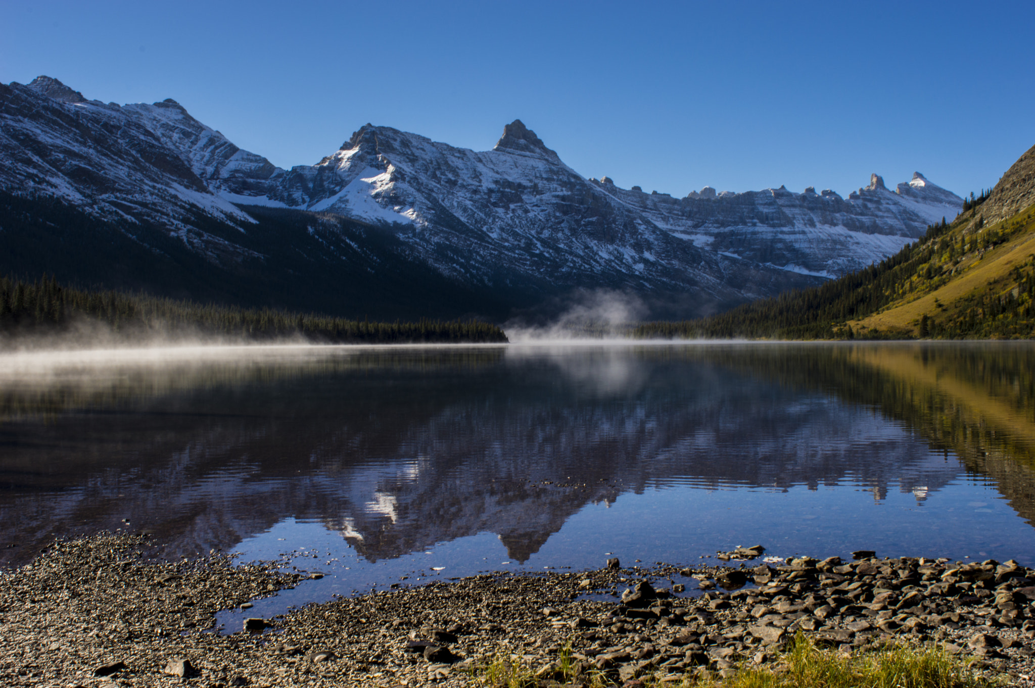 Nikon D3200 + Nikon AF Nikkor 24mm F2.8D sample photo. Mist off the water photography