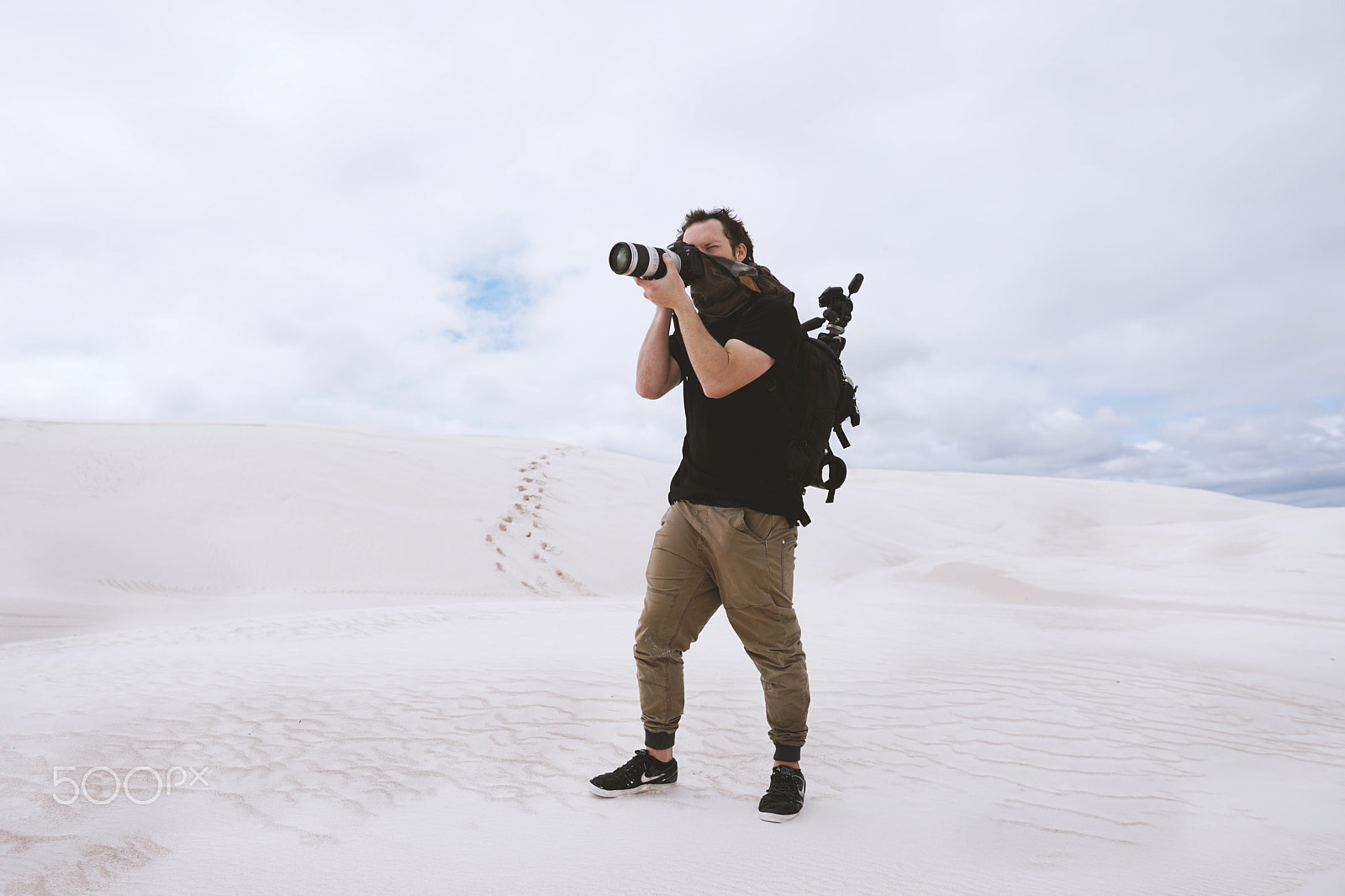 Sony a6300 + 18-35mm F1.8 DC HSM | Art 013 sample photo. Don't shoot photography