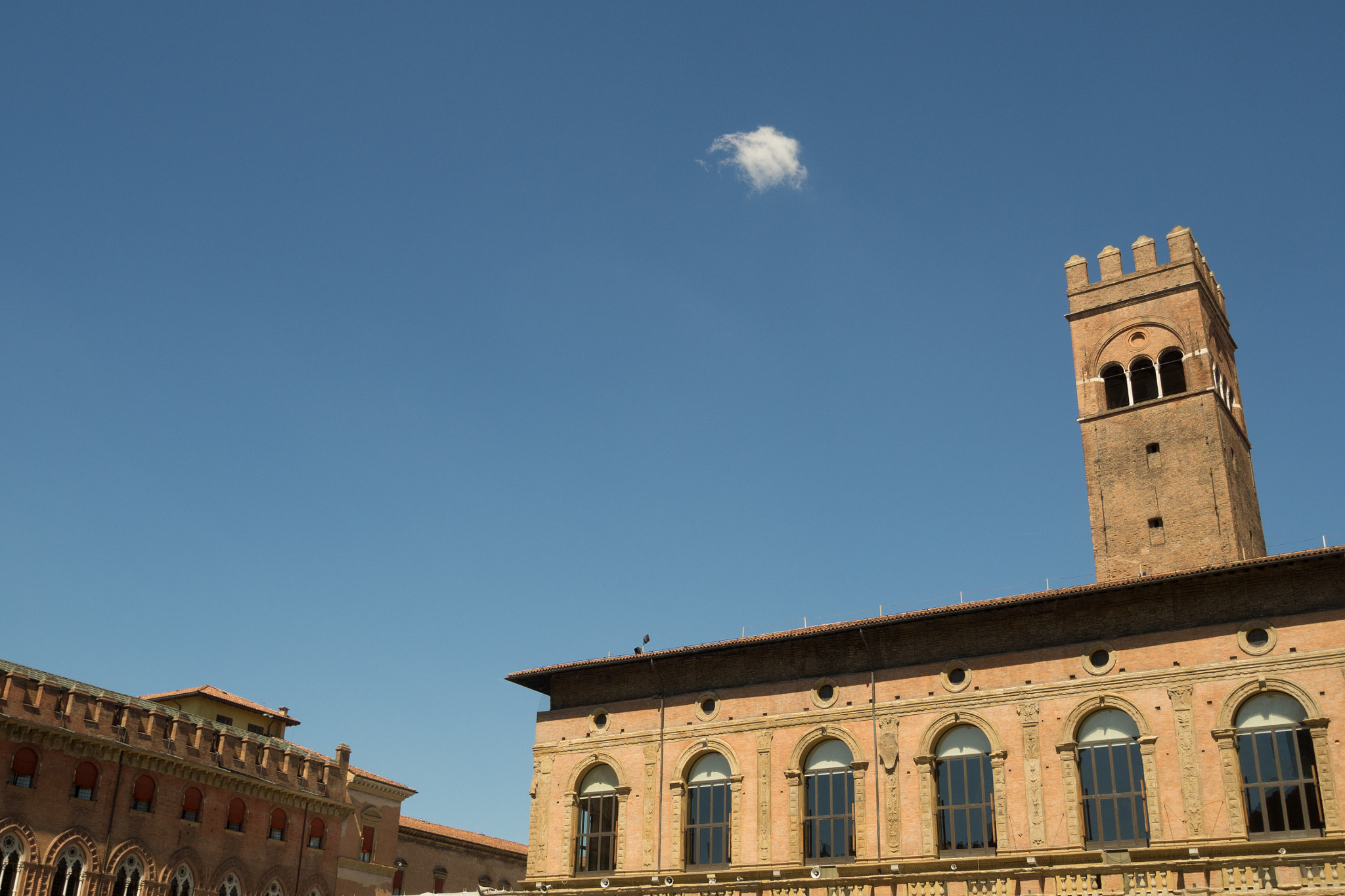 OLYMPUS M.9-18mm F4.0-5.6 sample photo. Bologna clouds photography