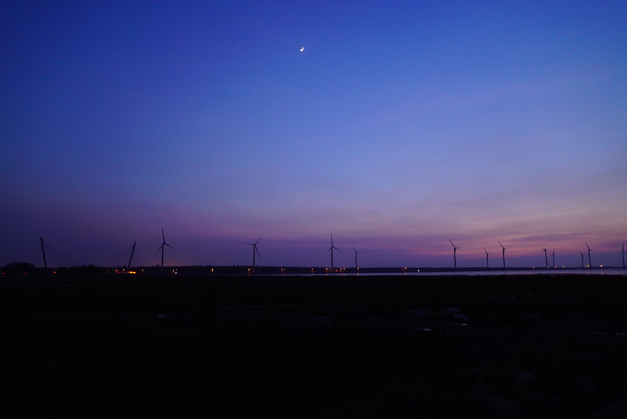 Sony a7S + ZEISS Batis 25mm F2 sample photo. 高美濕地 photography