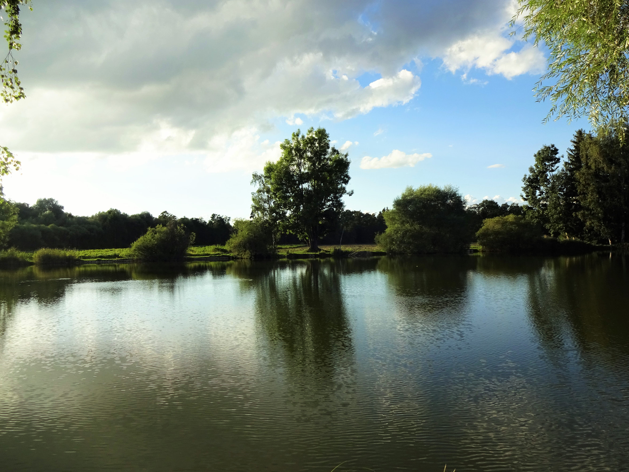 Sony Cyber-shot DSC-WX220 sample photo. By the lake photography