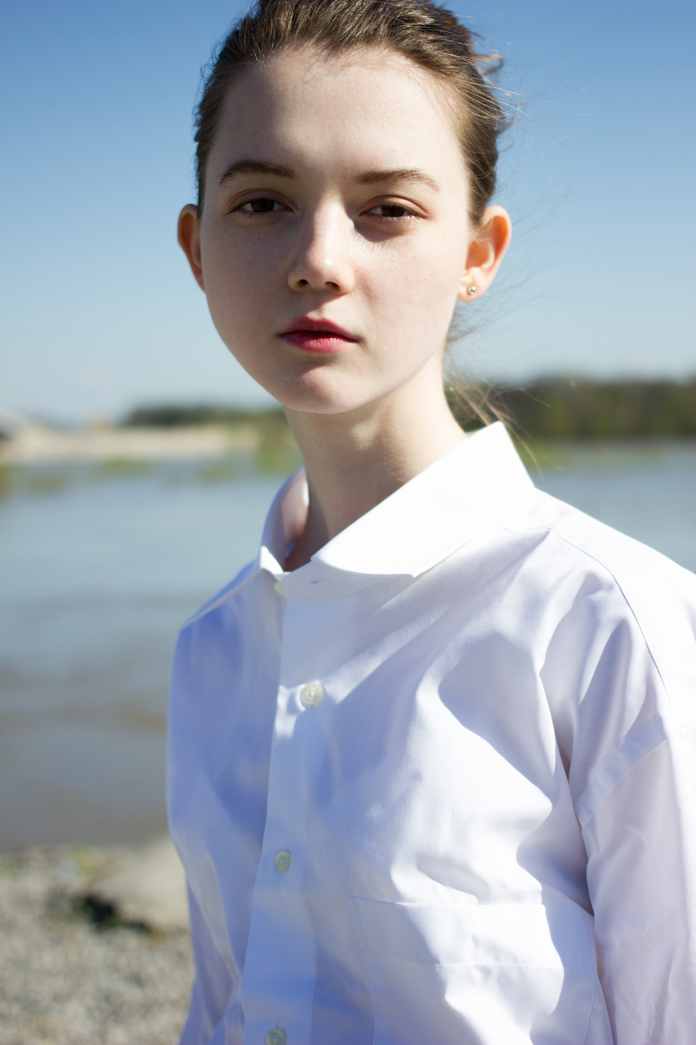Canon EOS 550D (EOS Rebel T2i / EOS Kiss X4) + Canon EF 40mm F2.8 STM sample photo. Portrait of gul photography