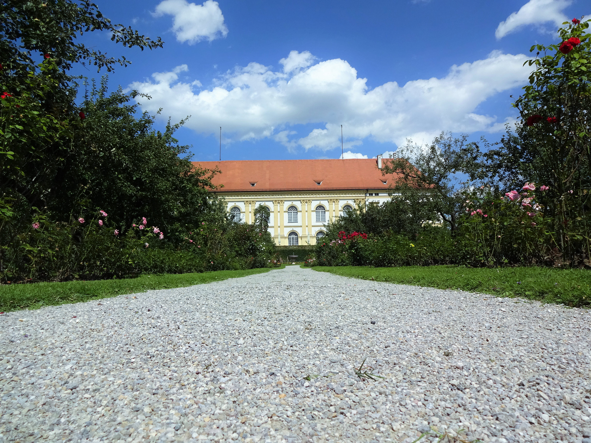 Sony Cyber-shot DSC-WX220 sample photo. Castle in dachau photography