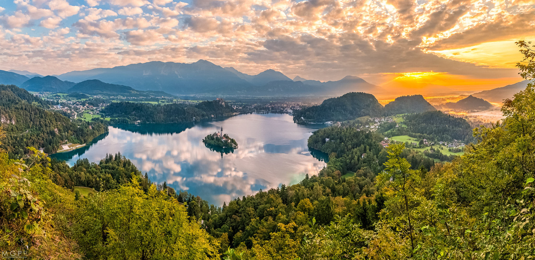 Nikon D200 sample photo. Sunrise over lake bled photography