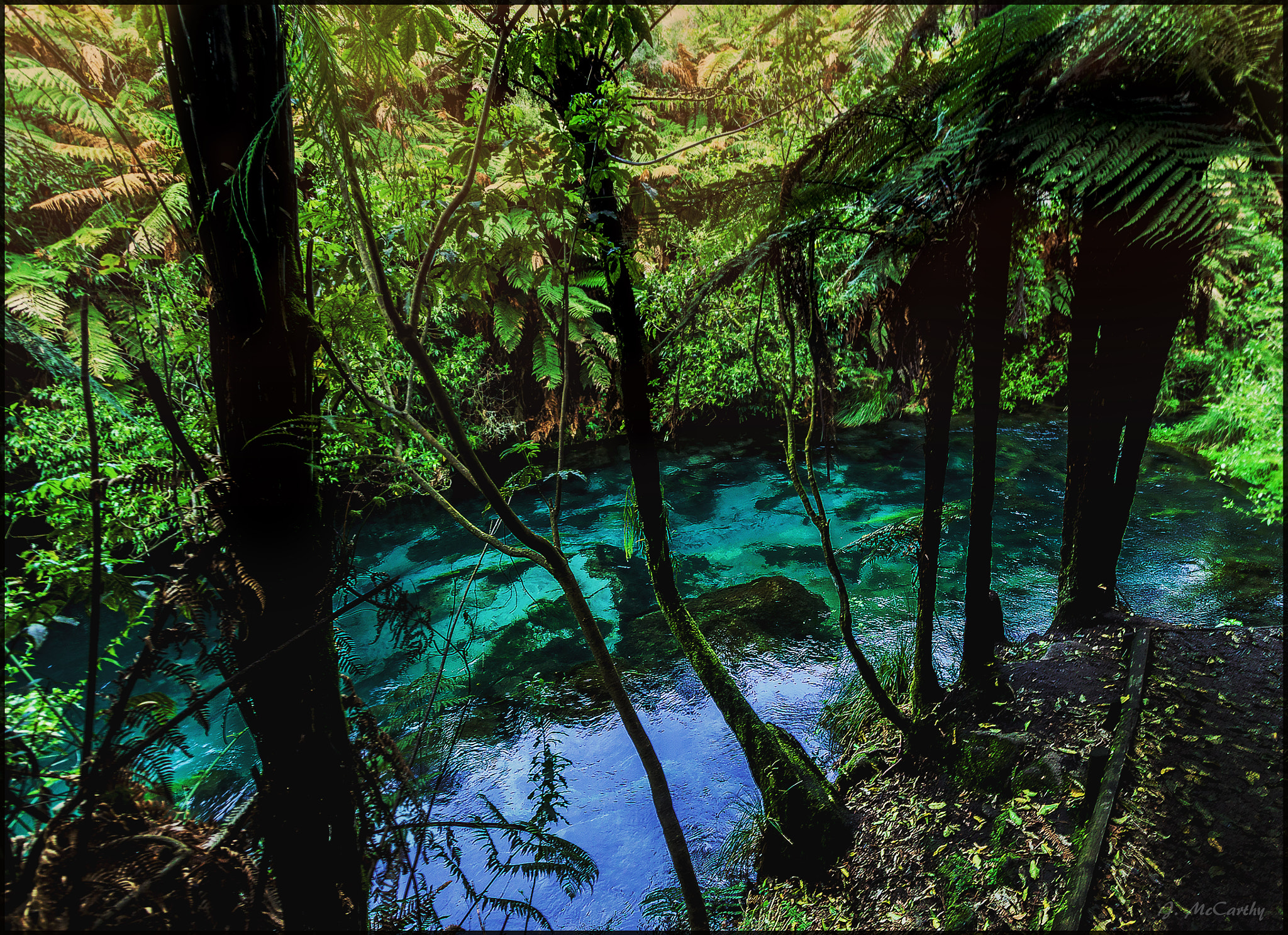 Canon EF-S 10-22mm F3.5-4.5 USM sample photo. Blue spring waters photography