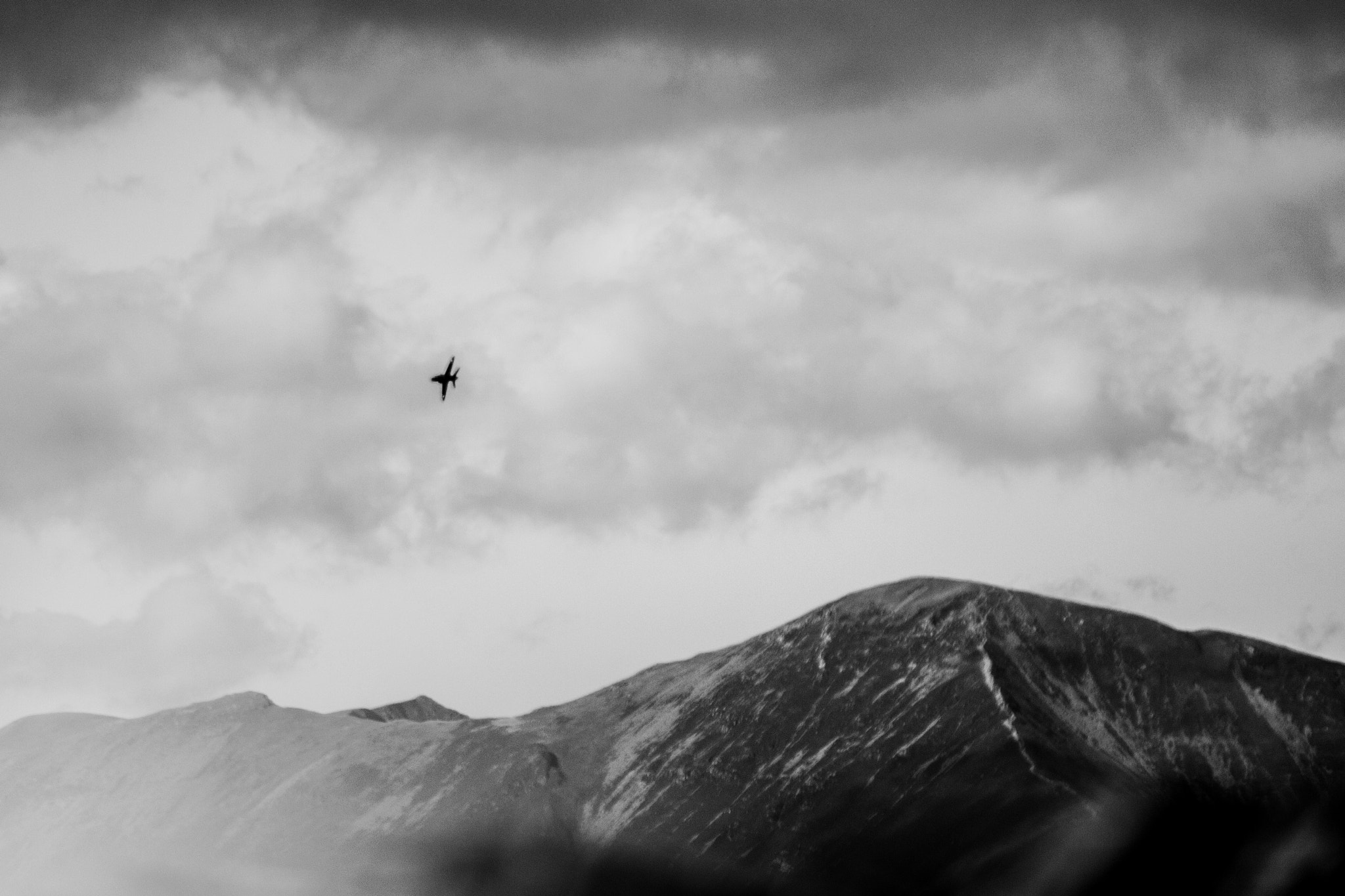 Canon EF 70-200mm F2.8L USM sample photo. Jets over the lakes photography