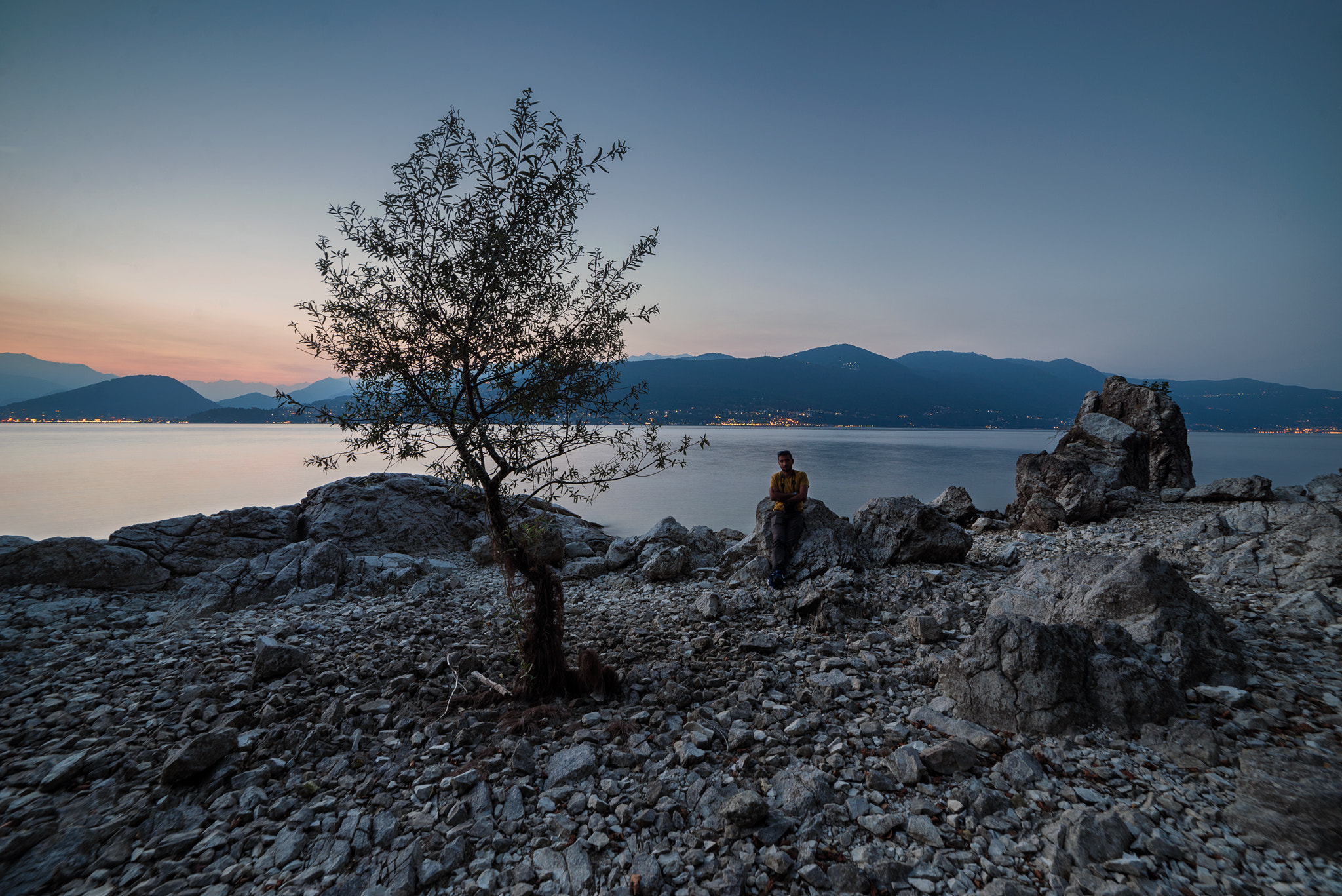 Samyang 14mm F2.8 ED AS IF UMC sample photo. Blue hour photography