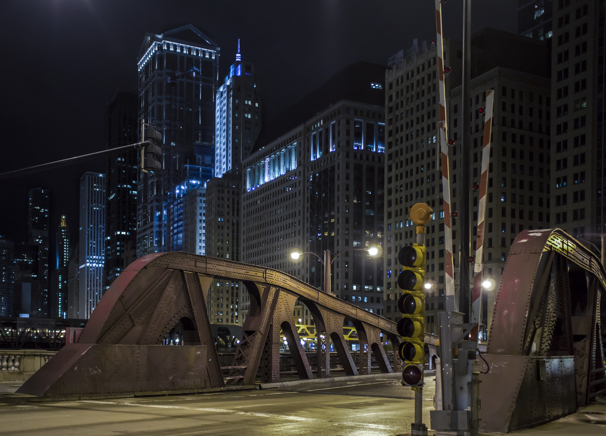 Sony Alpha NEX-7 + Sony Sonnar T* E 24mm F1.8 ZA sample photo. Bridge chicago photography