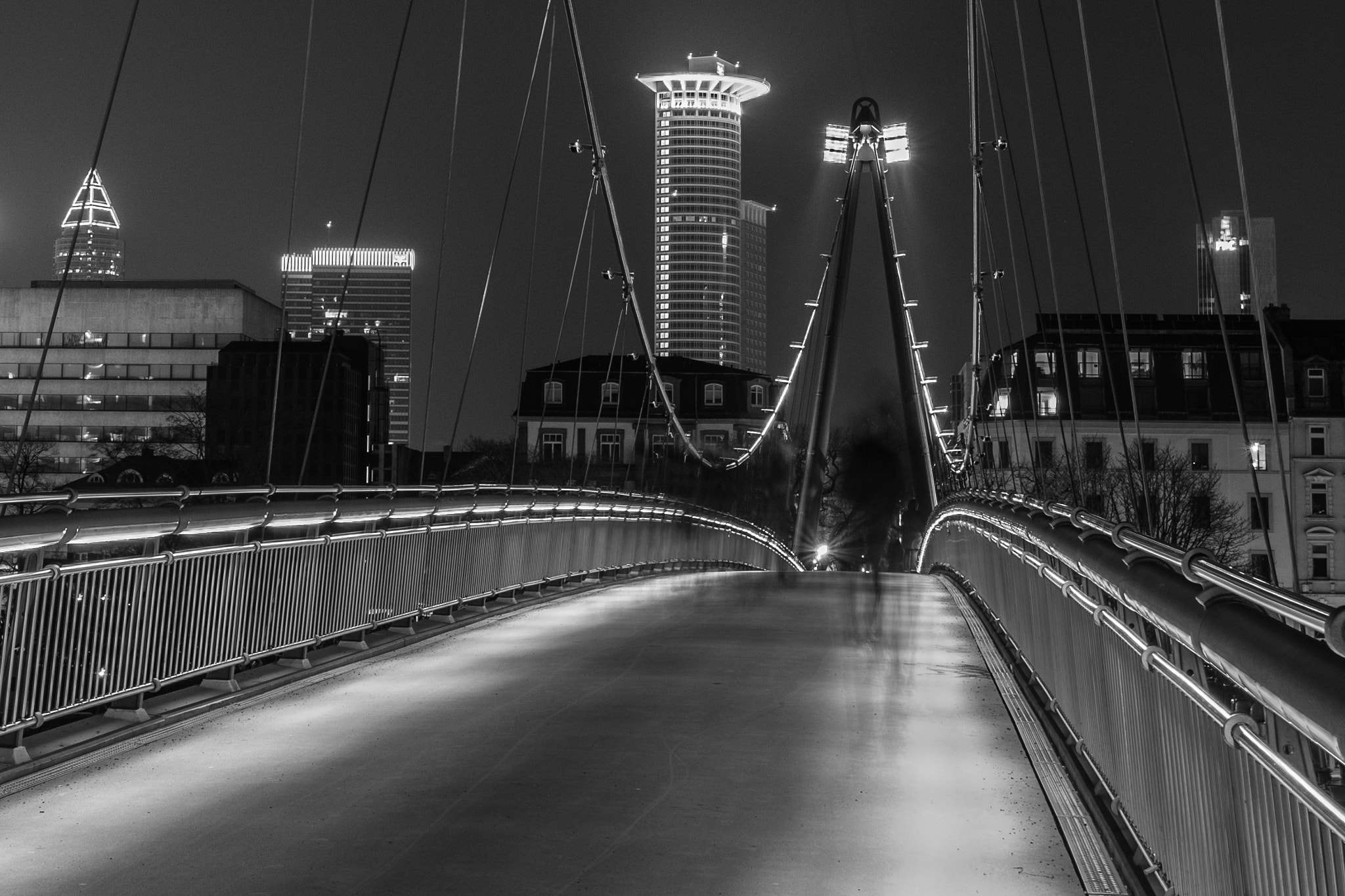Nikon D5500 + Sigma 18-35mm F1.8 DC HSM Art sample photo. Ghost steps photography