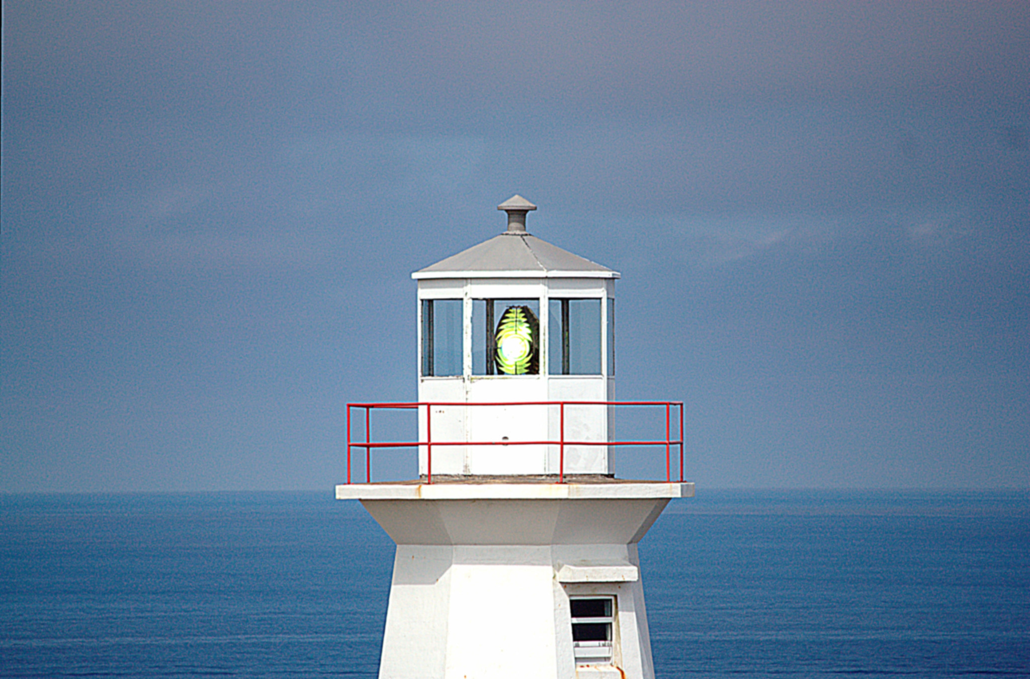 Canon EF-S 55-250mm F4-5.6 IS sample photo. Cape spear lighthouse photography