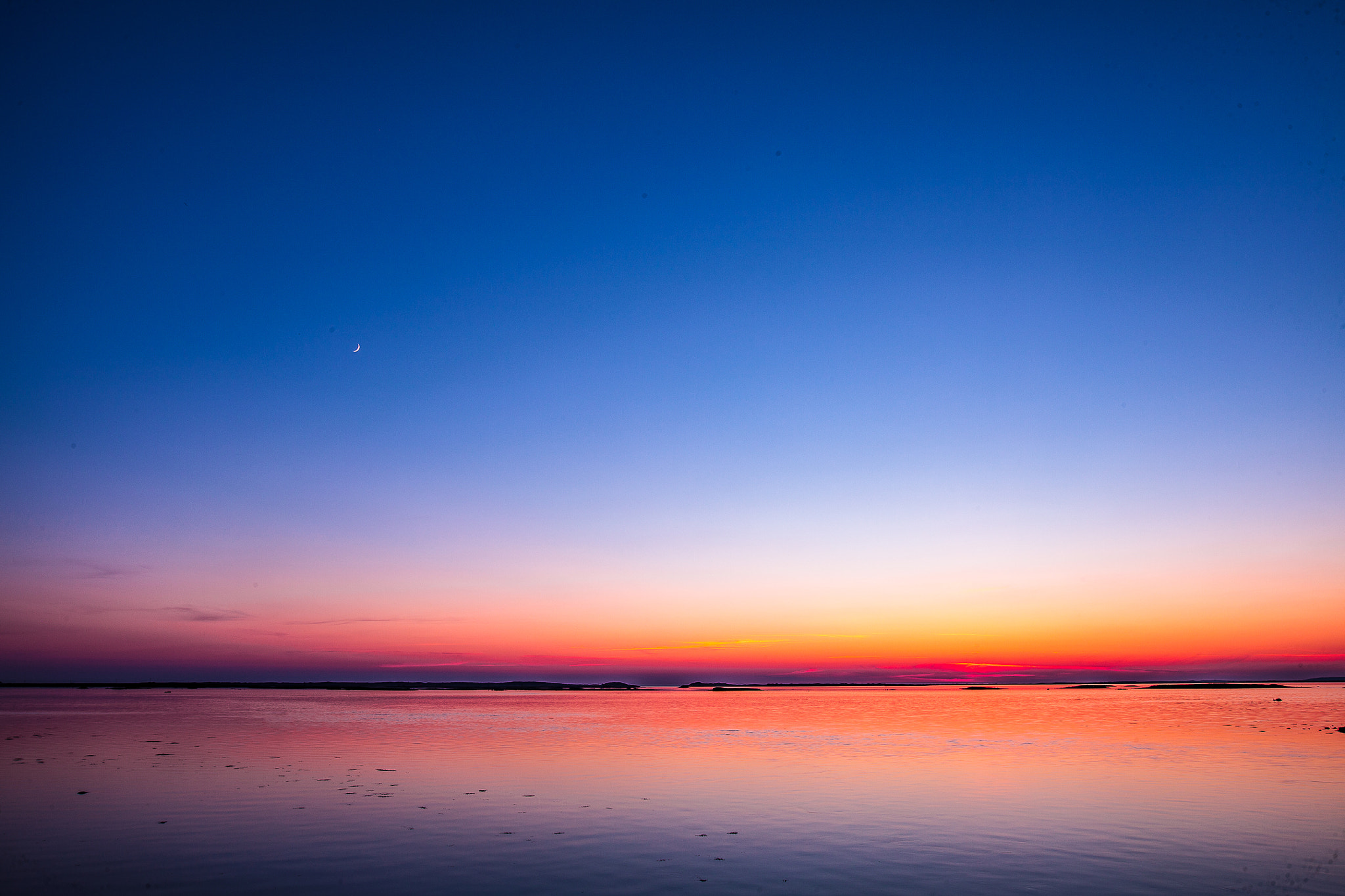 Sigma 24mm F1.4 DG HSM Art sample photo. Dusk in the northfjord photography