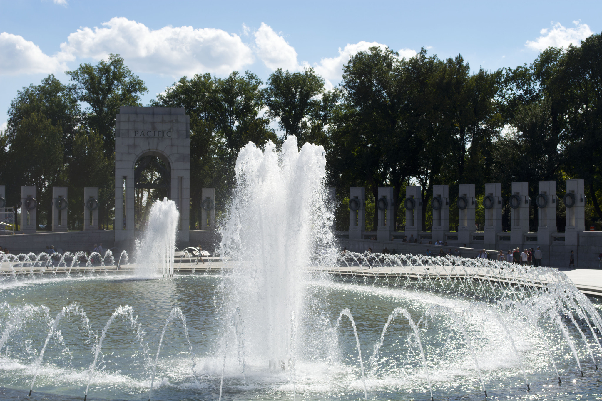 Zeiss Milvus 85mm f/1.4 sample photo. Wwii memorial photography