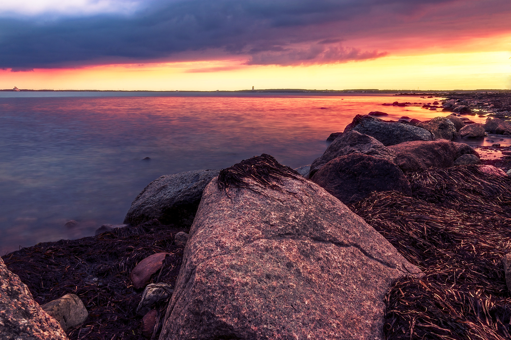 Canon EOS 70D + Canon EF 300mm f/2.8L sample photo. Baltic beach photography