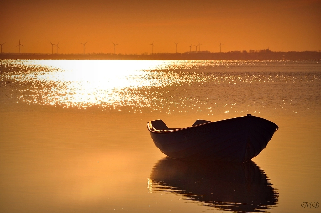 Sigma 18-200mm F3.5-6.3 DC OS HSM sample photo. Sunset photography