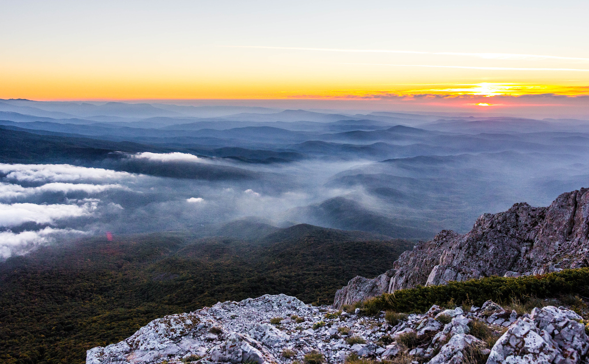 Sigma 18-35mm f/1.8 DC HSM sample photo. Sunset on chater-dag, crimea photography