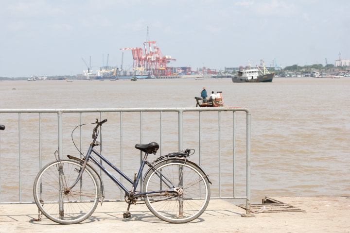 Sigma 70-200mm F2.8 EX DG OS HSM sample photo. Bicycle. photography