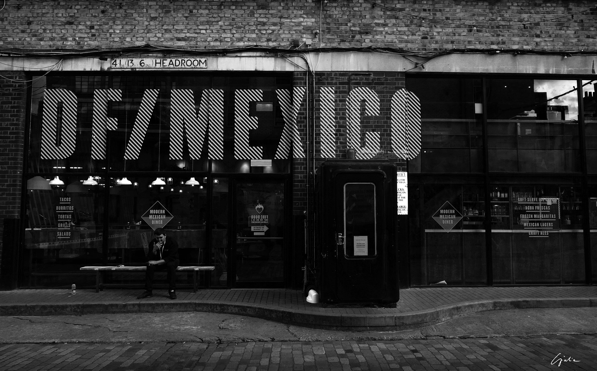 Fujifilm X-E2 + Fujifilm XF 18mm F2 R sample photo. Cigarette break (b/w with infrared filter version) photography