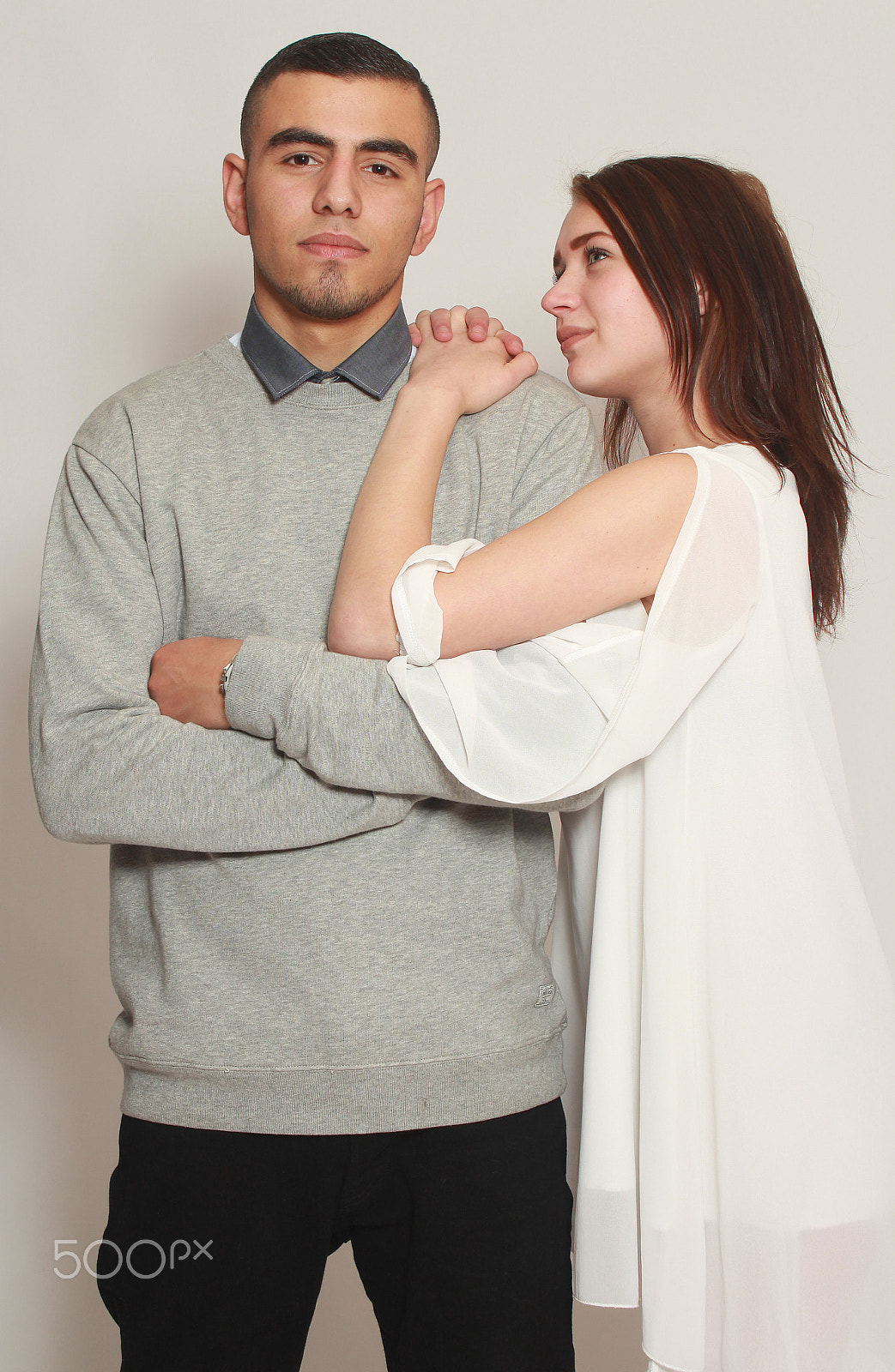 Canon EF 28-105mm f/3.5-4.5 USM sample photo. Young couple photography