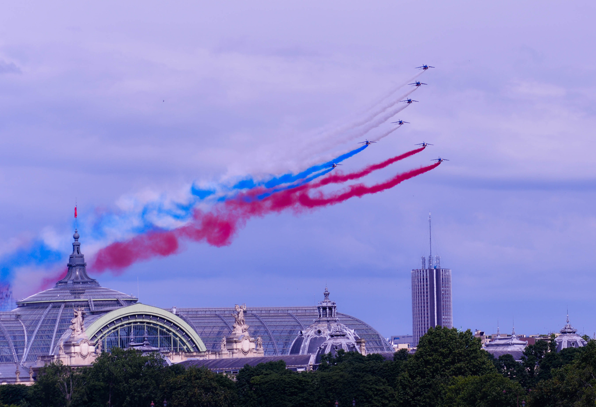 Nikon AF-S Nikkor 200-500mm F5.6E ED VR sample photo. Patrouille de france photography