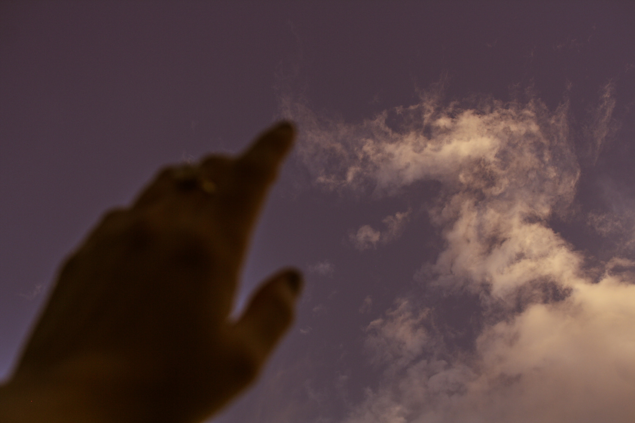 Canon EOS 1000D (EOS Digital Rebel XS / EOS Kiss F) sample photo. Touching the clouds photography