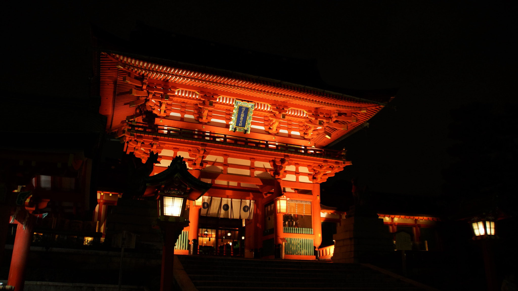 Sony SLT-A65 (SLT-A65V) sample photo. Appearance of night photography