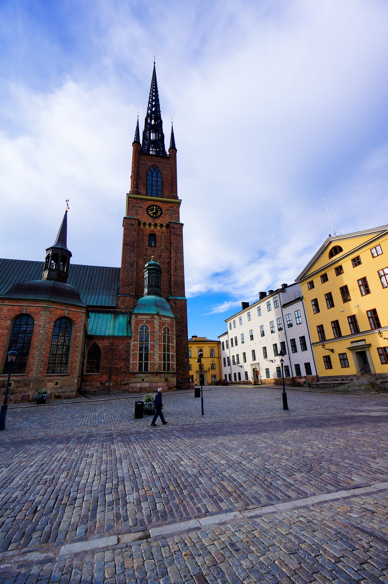 Sony Alpha NEX-5N + Sony E 10-18mm F4 OSS sample photo. Stockholm. photography