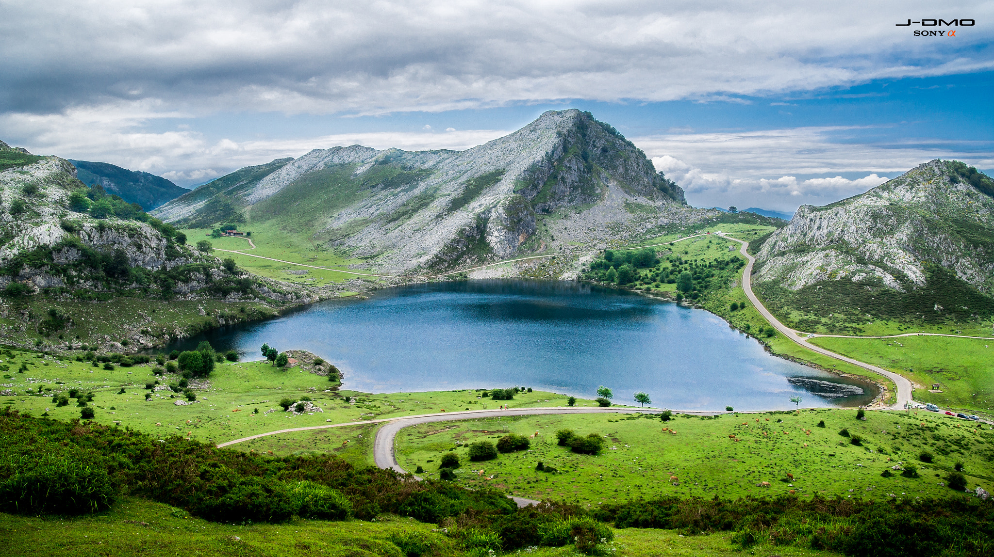 Sony SLT-A33 sample photo. Lagos de covadonga, asturias  photography