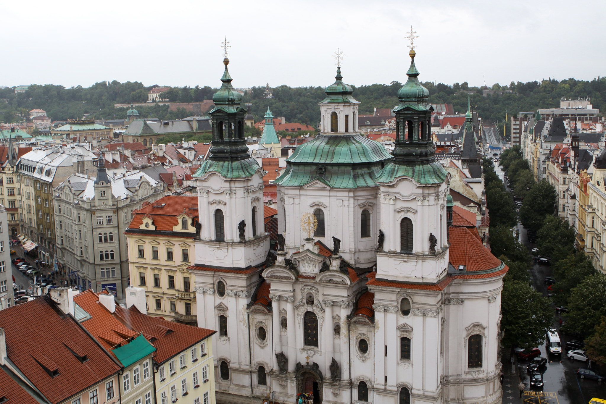 Canon EOS 50D + Canon EF 24-70mm F2.8L USM sample photo. Vista desde lo alto de la torre de una iglesia praga, republica checa photography