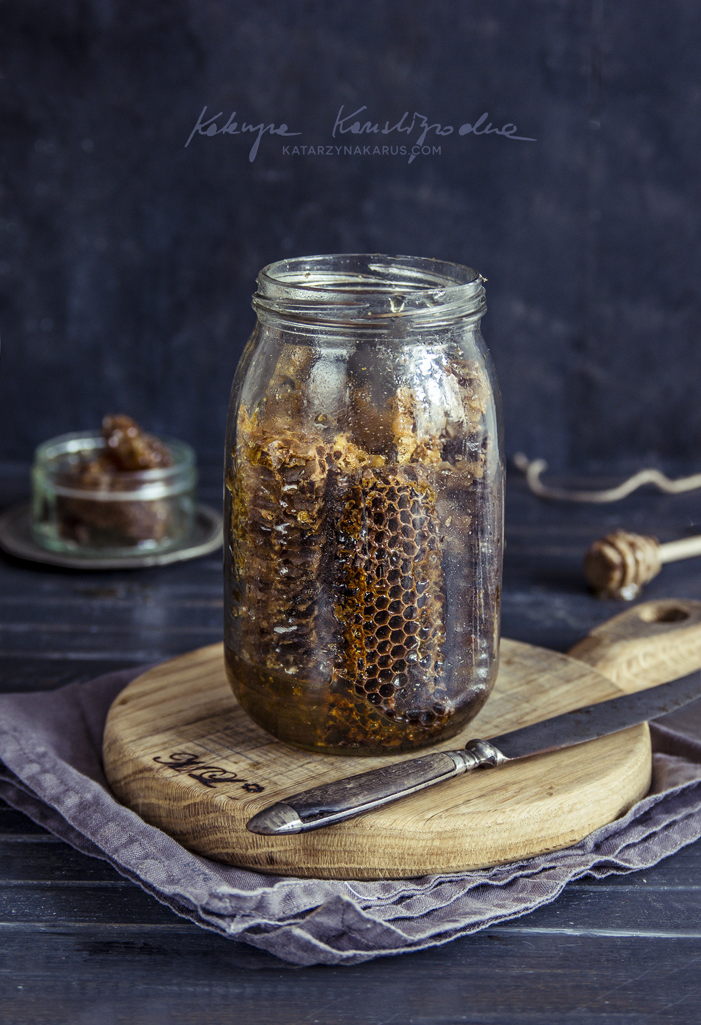 Canon EOS 60D + Sigma 18-50mm f/2.8 Macro sample photo. Organic honeycombs photography