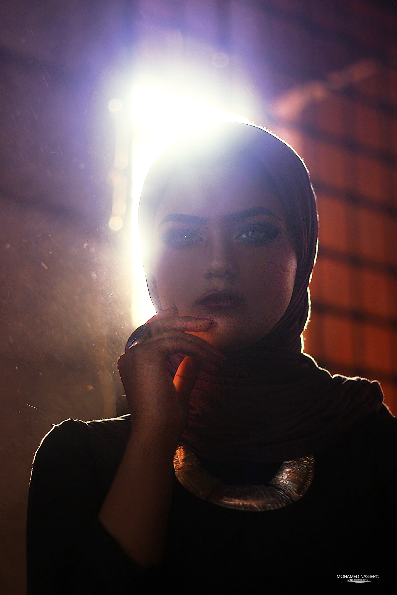 Canon EOS 600D (Rebel EOS T3i / EOS Kiss X5) + Canon EF 400mm f/2.8L sample photo. Hijab photography