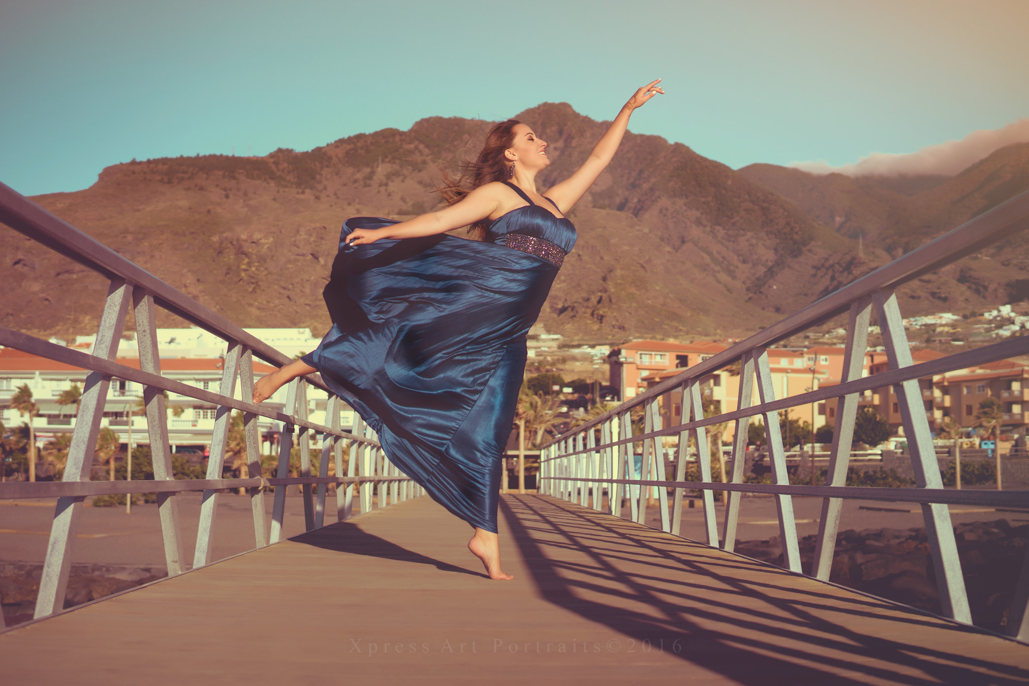 30mm F1.4 DC DN | Contemporary 016 sample photo. Portraits love # 9 photography