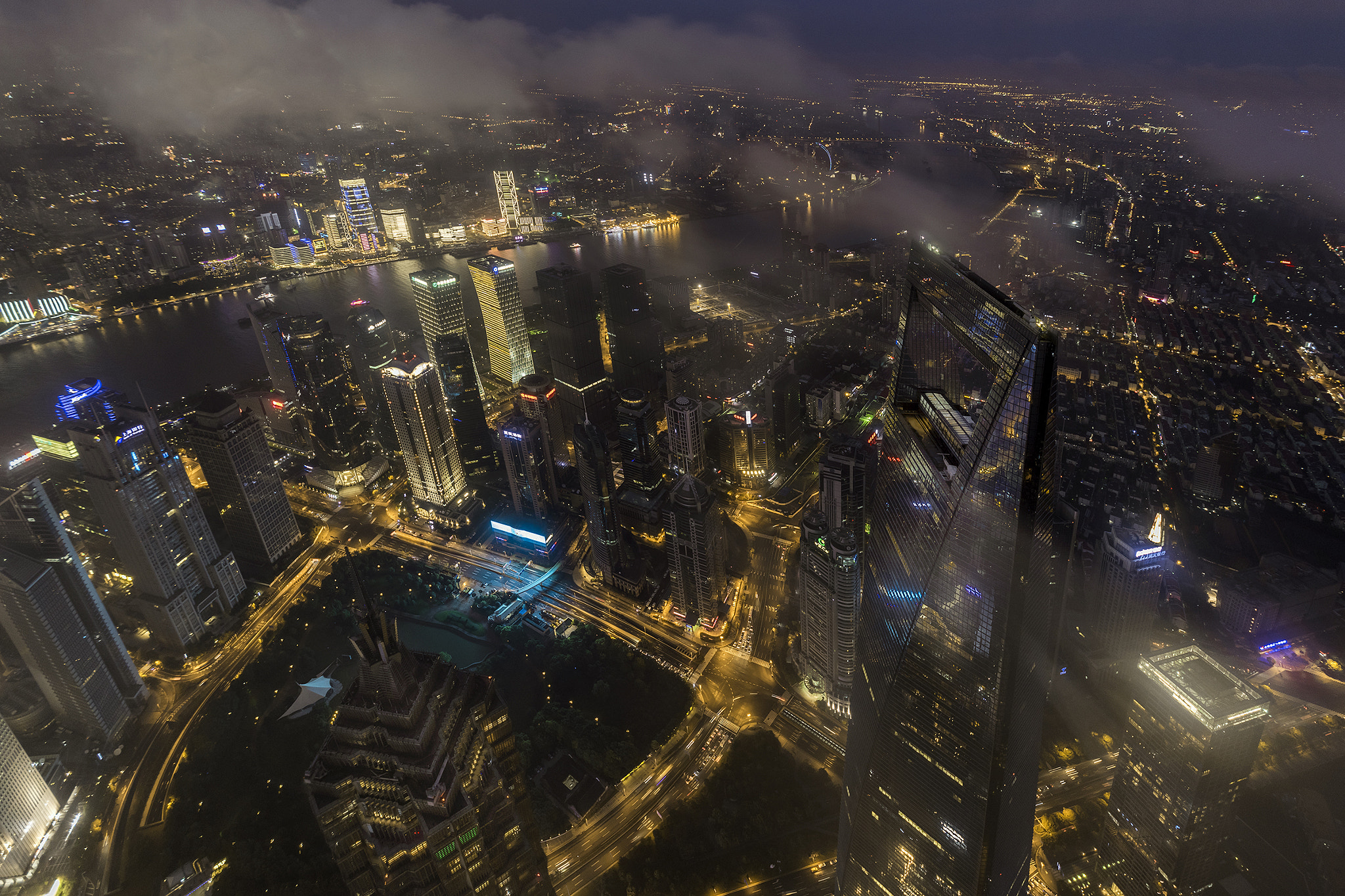 Sigma 12-24mm F4.5-5.6 II DG HSM sample photo. Skyscrapers of pudong photography