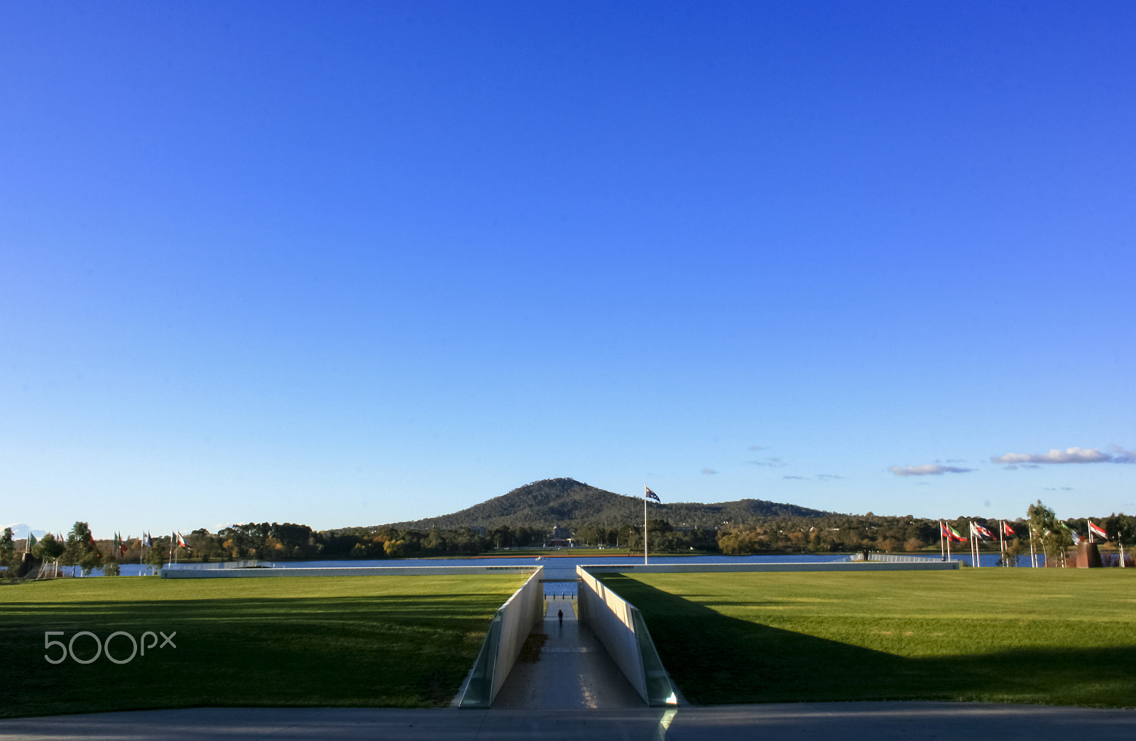 Canon EOS 400D (EOS Digital Rebel XTi / EOS Kiss Digital X) sample photo. Canberra reconciliation place photography