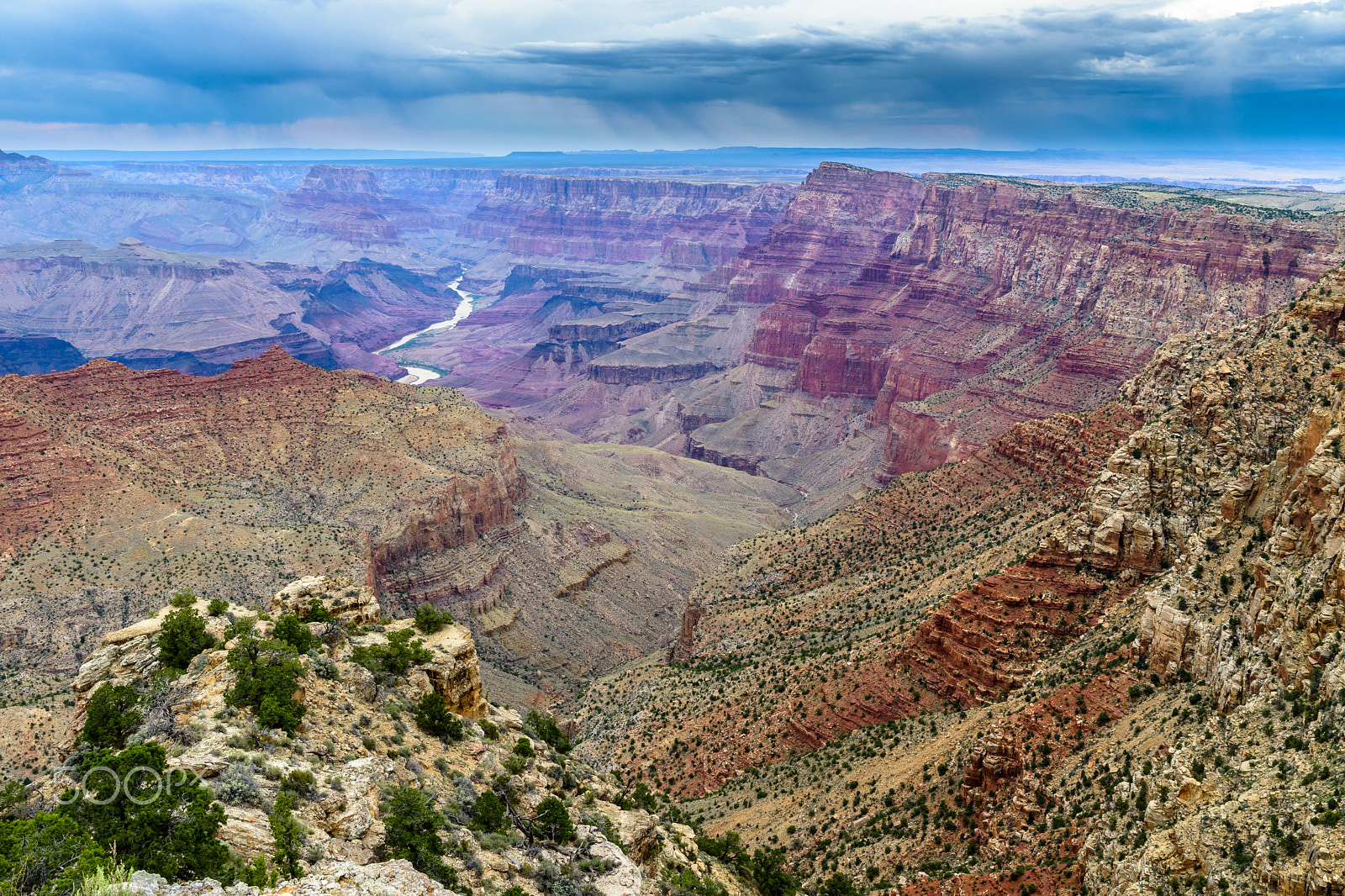 Nikon D5500 + Nikon AF-S DX Nikkor 16-80mm F2.8-4E ED VR sample photo. Cloudy afternoon at grand canyon photography